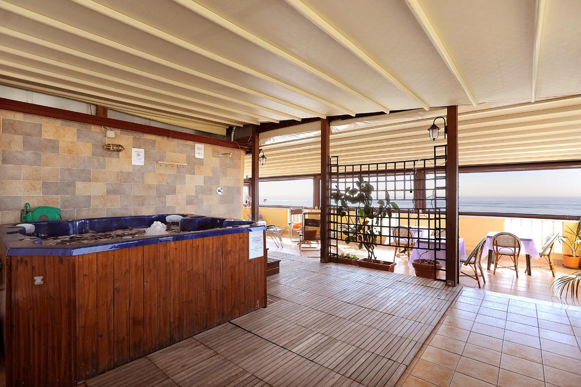 Hotel Bellavista Λίντο ντι Όστια Εξωτερικό φωτογραφία